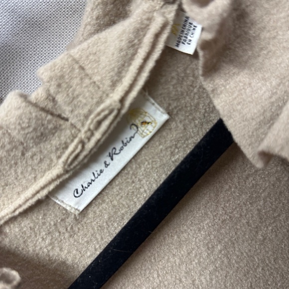 Charlie and Robin knit sweater - Picture 7 of 10